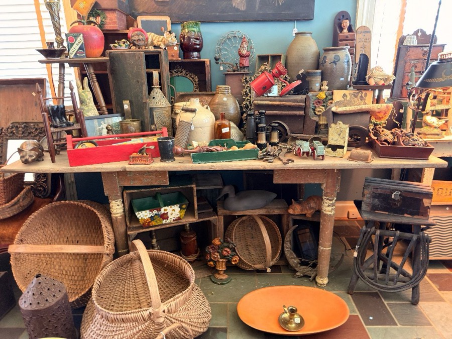 Antiques & Collectibles